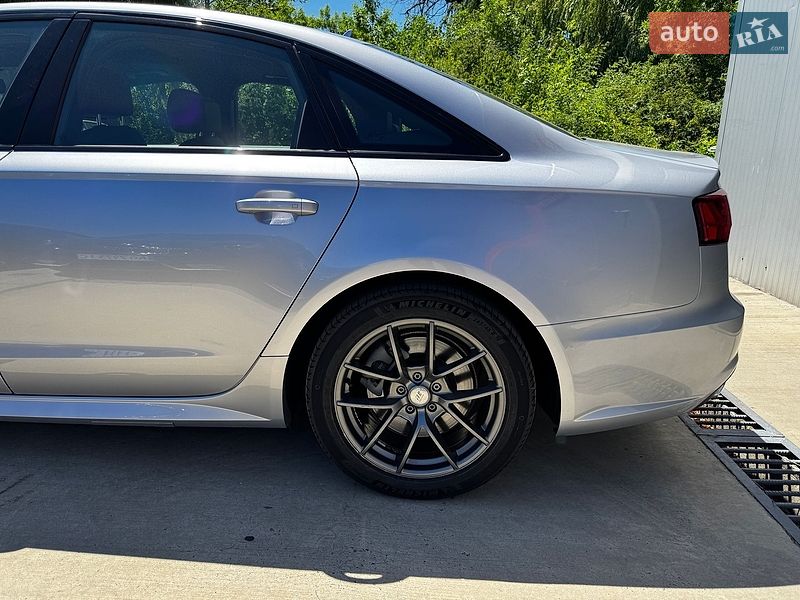 Седан Audi A6 2016 в Ужгороде
