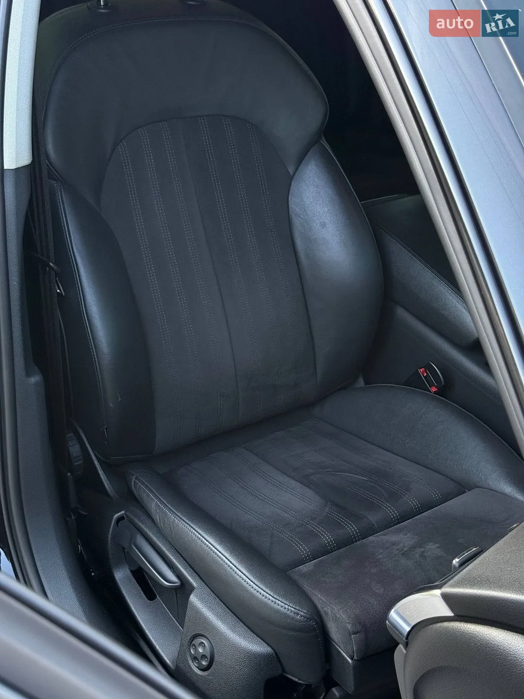 Audi A6 2013 VIN WAUZZZ4G5DN090907 фото оголошення 13 з 15