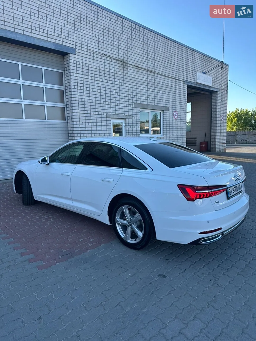 Audi A6 2019 VIN WAUZZZF29LN031116 фото оголошення 5 з 11
