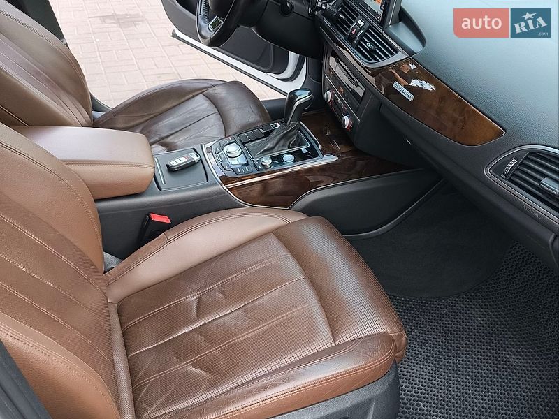 Седан Audi A6 2016 в Киеве