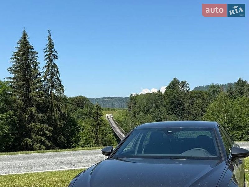 Седан Audi A6 2023 в Киеве