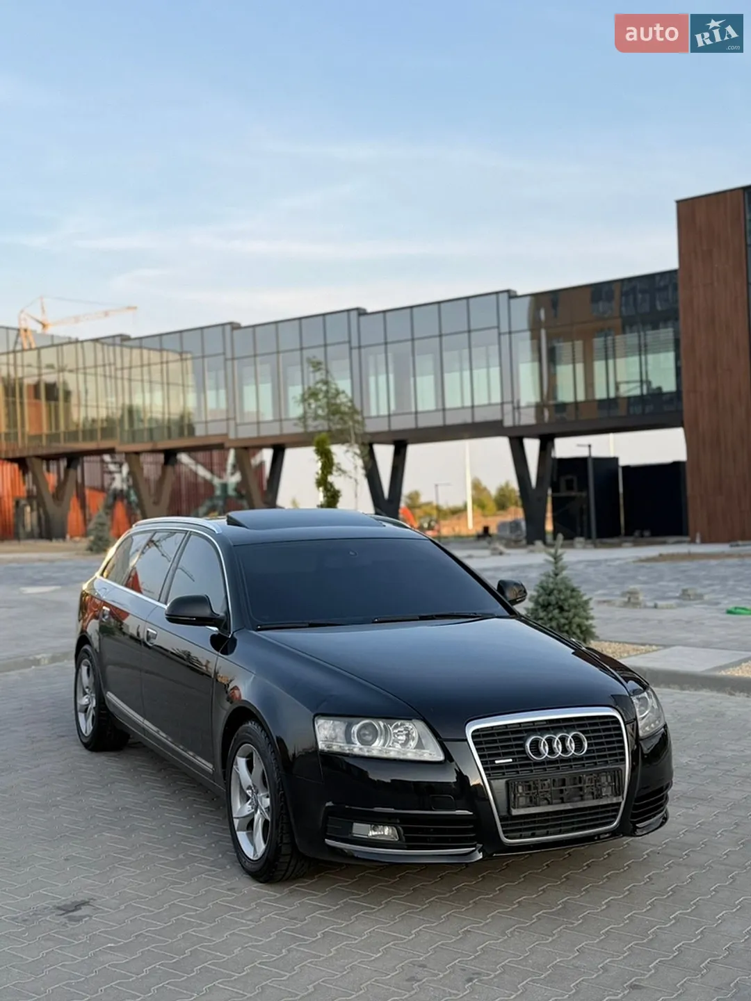 2010 Audi A6 - мініатюра 3