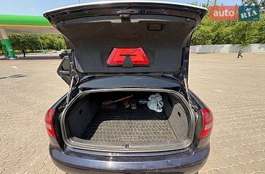 Седан Audi A6 2003 в Днепре