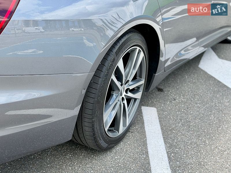 Седан Audi A6 2018 в Киеве
