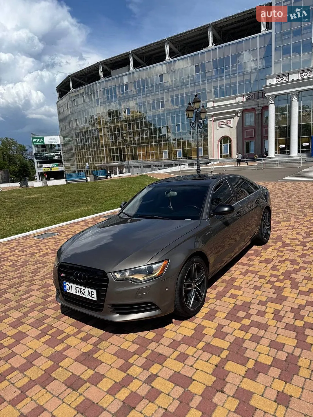 2011 Audi A6 - мініатюра 18