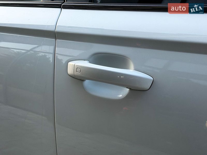 Седан Audi A6 2016 в Черновцах