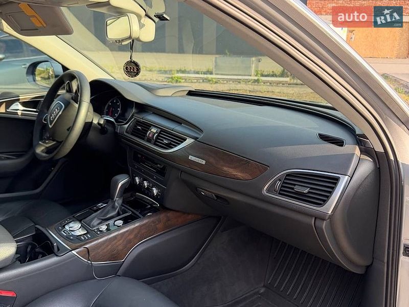 Седан Audi A6 2015 в Хмельницькому