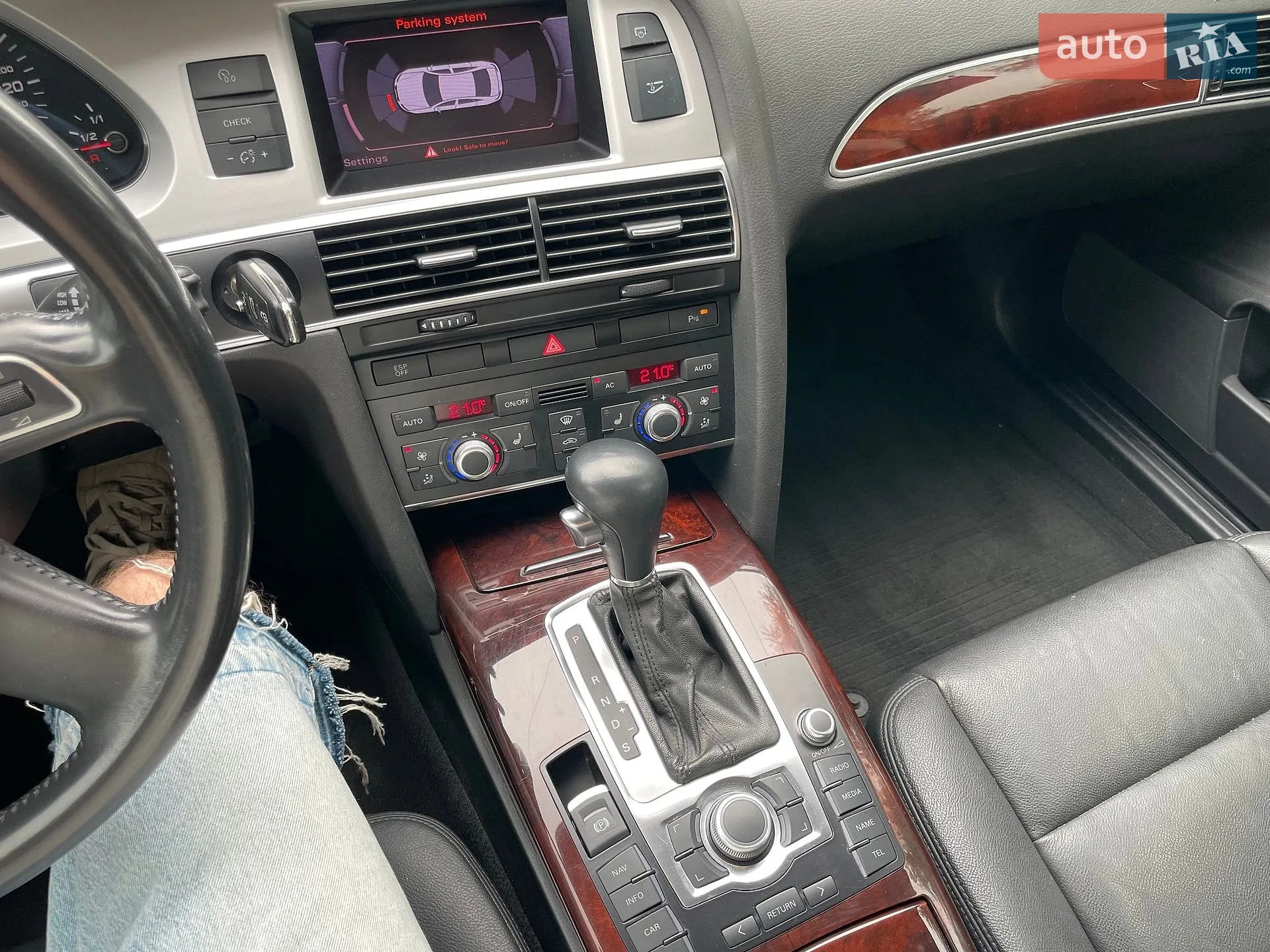 2010 Audi A6 - мініатюра 9