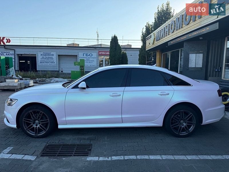 Седан Audi A6 2017 в Киеве