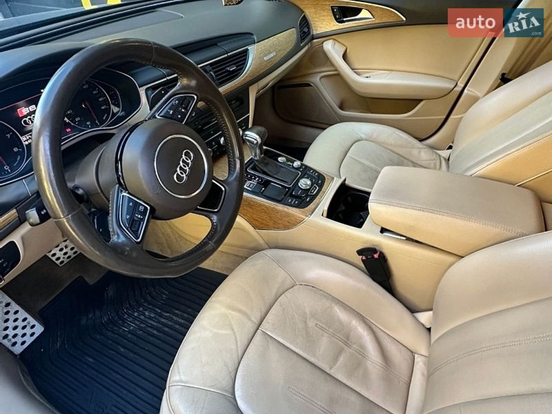 Седан Audi A6 2012 в Киеве