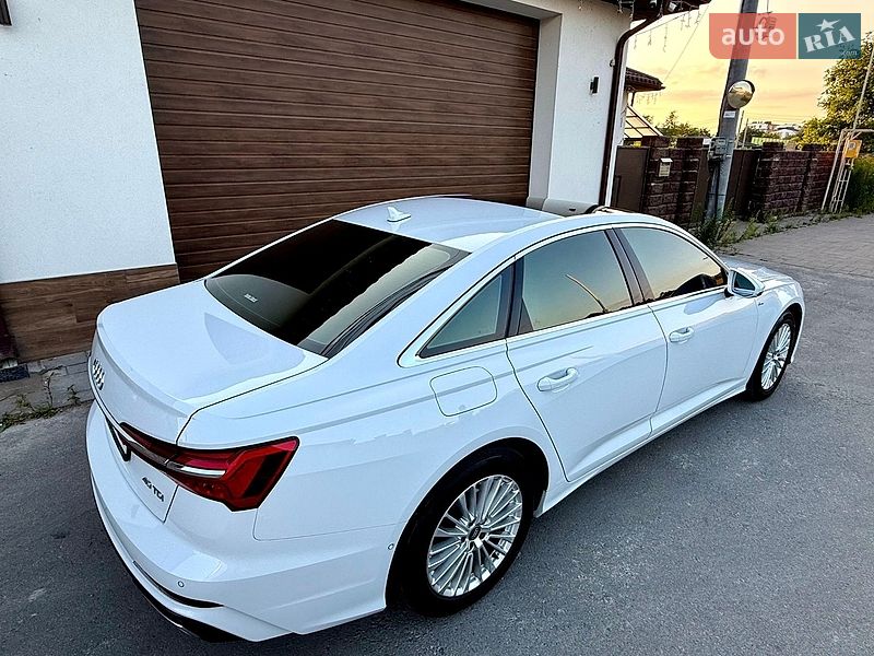Седан Audi A6 2020 в Ровно