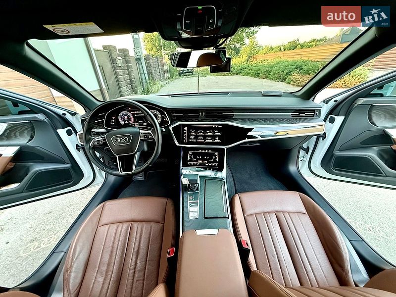 Седан Audi A6 2020 в Ровно