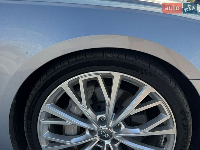 Седан Audi A6 2018 в Ужгороді