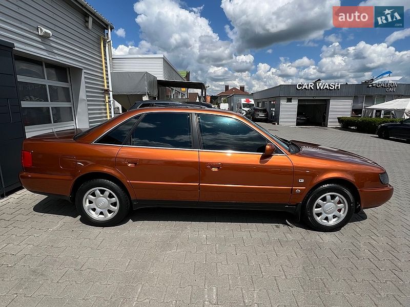Седан Audi A6 1995 в Хмельницком