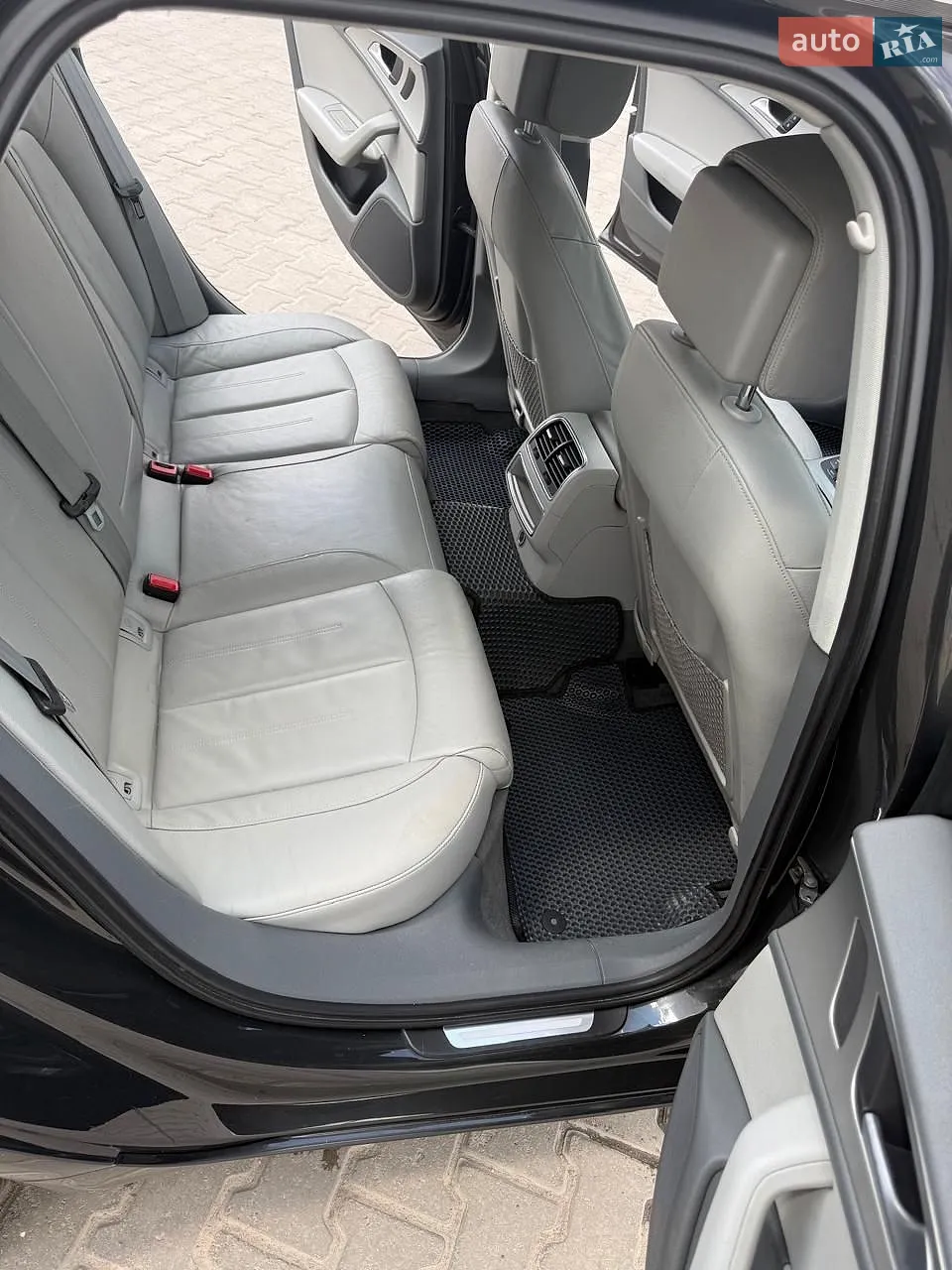 2012 Audi A6 - мініатюра 11