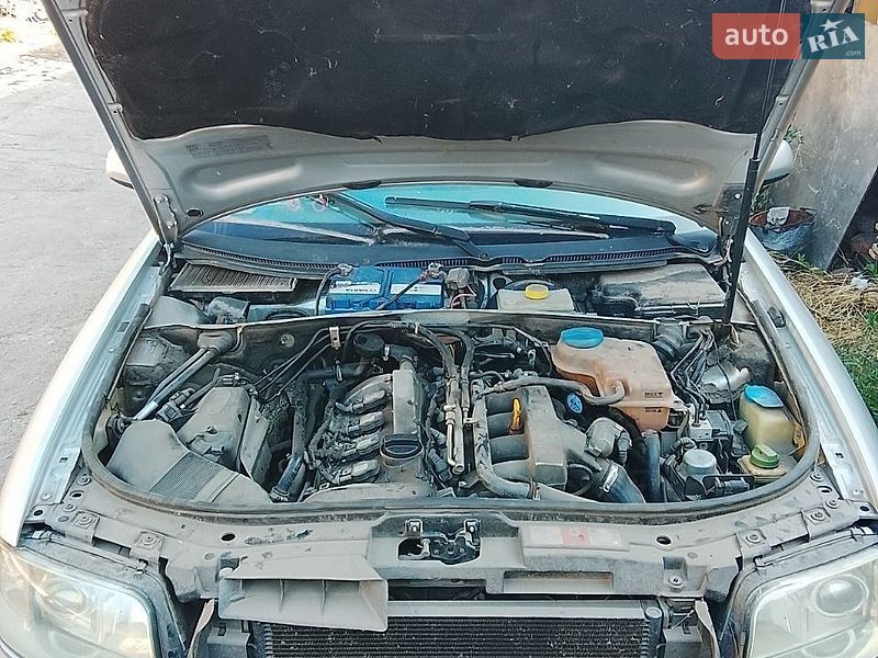 Универсал Audi A6 2002 в Умани