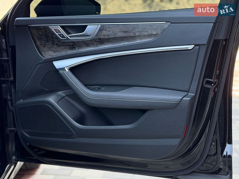 Седан Audi A6 2020 в Львові