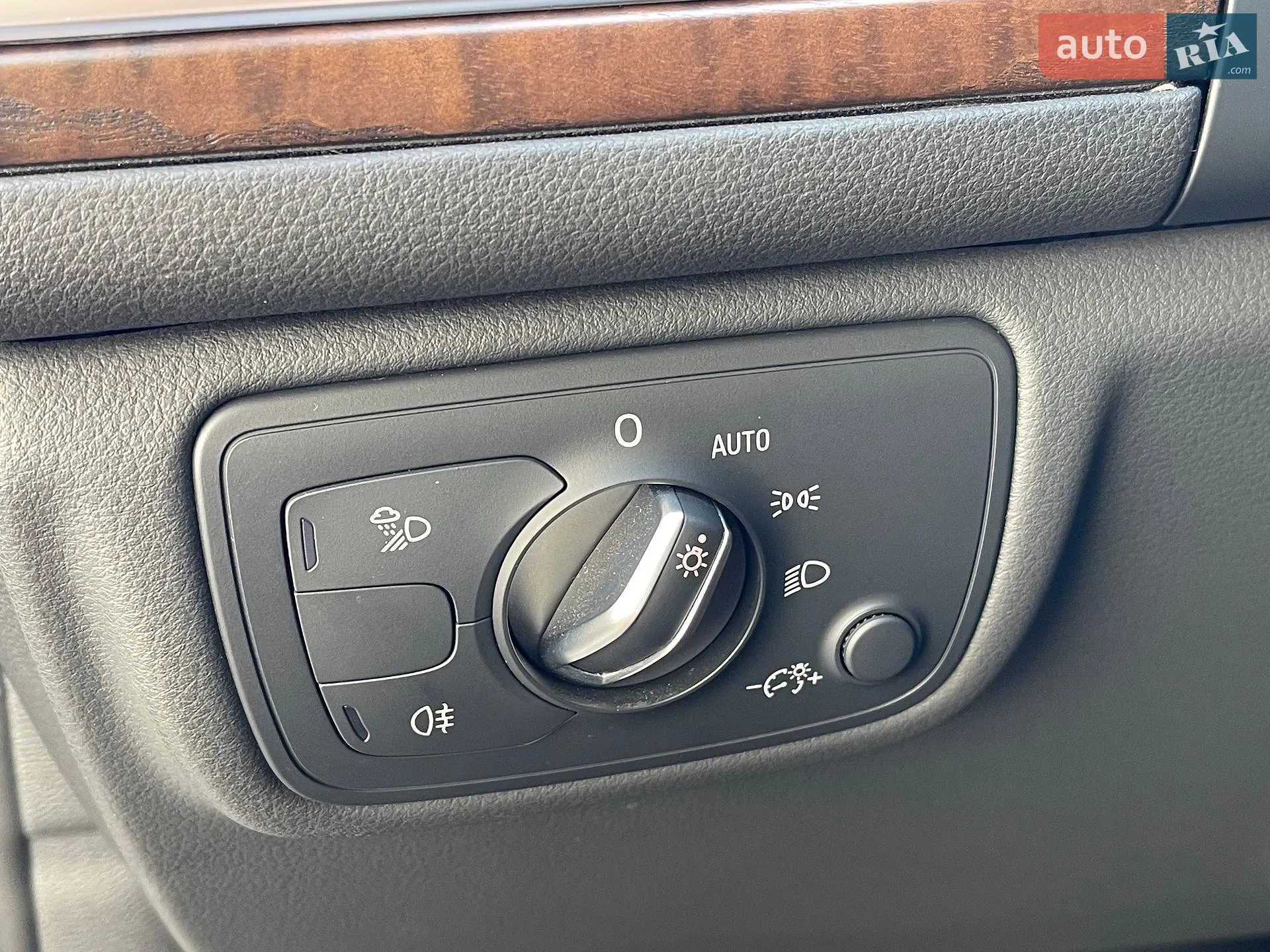 2015 Audi A6 - мініатюра 32