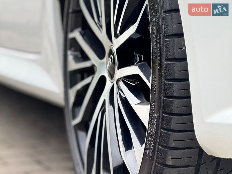 Седан Audi A6 2017 в Івано-Франківську