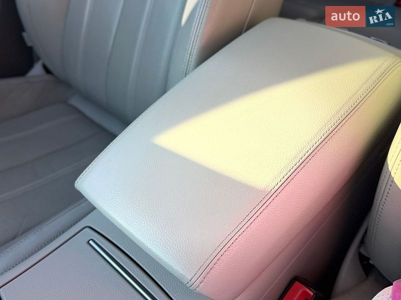 Седан Audi A6 2011 в Житомире