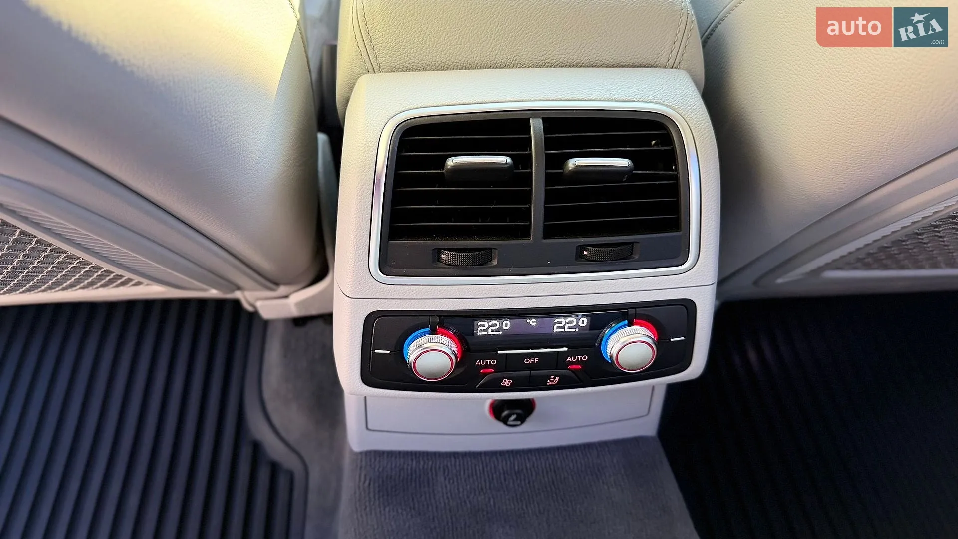 2011 Audi A6 - мініатюра 39