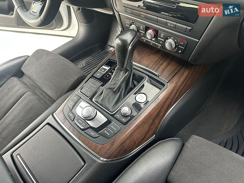 Седан Audi A6 2016 в Мукачевому
