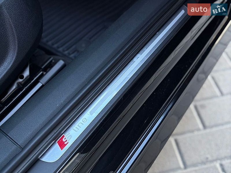 Седан Audi A6 2015 в Киеве