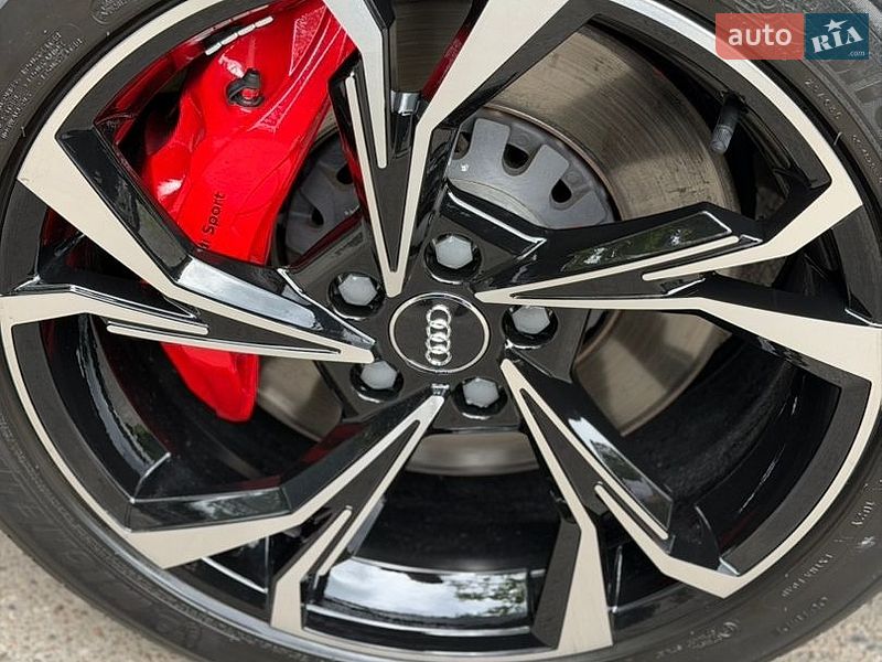 Седан Audi A6 2018 в Рівному