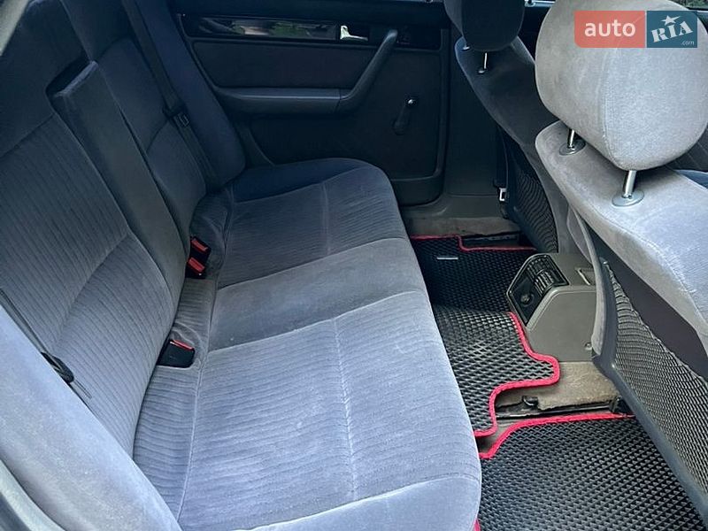 Седан Audi A6 1996 в Белой Церкви