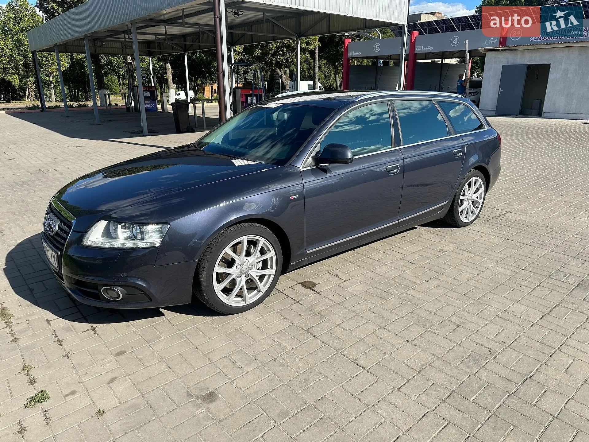 2011 Audi A6 - мініатюра 2