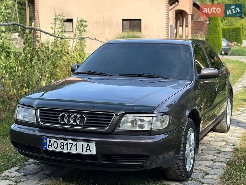 Седан Audi A6 1996 в Ганичах