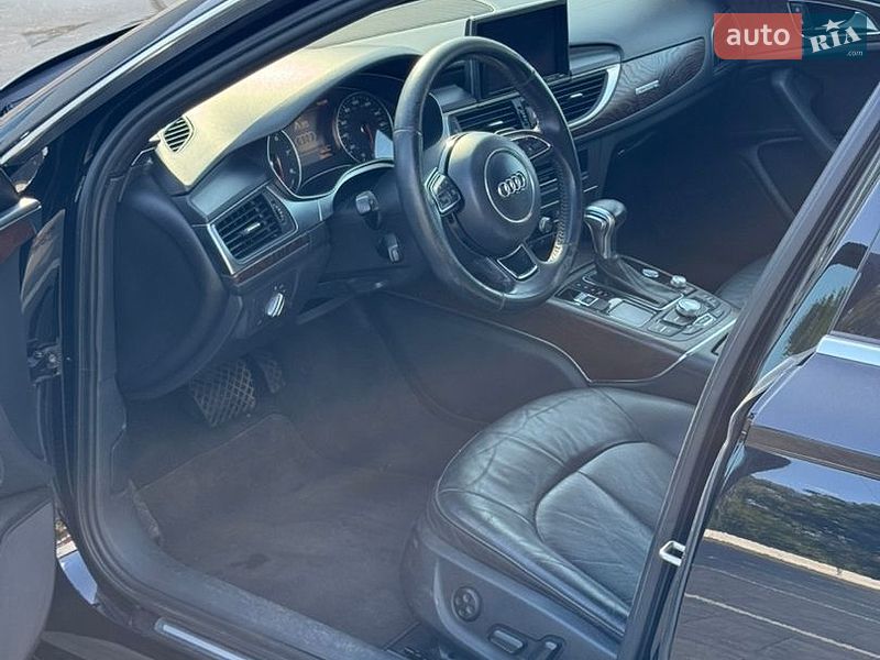 Седан Audi A6 2012 в Луцке