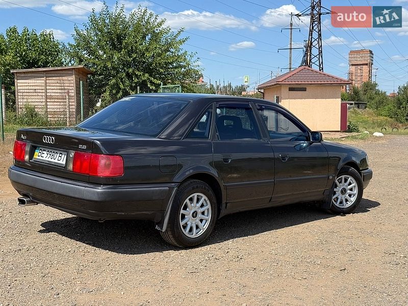 Седан Audi A6 1994 в Кривому Розі