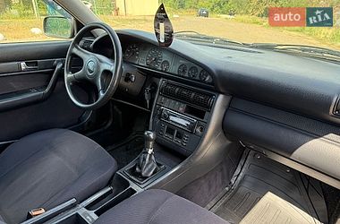 Седан Audi A6 1994 в Кривому Розі