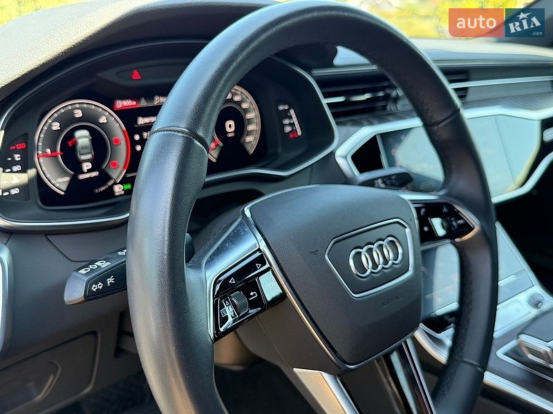 Седан Audi A6 2022 в Киеве