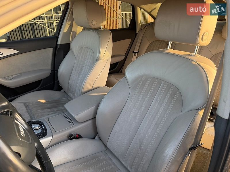 Седан Audi A6 2015 в Сторожинце