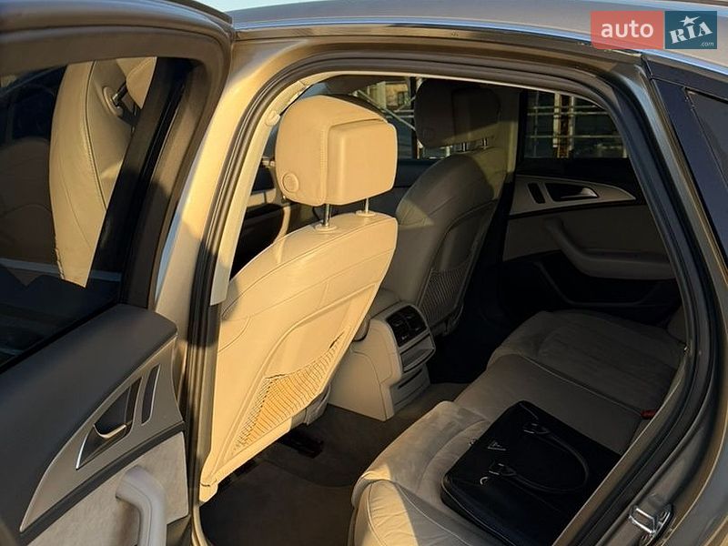 Седан Audi A6 2015 в Сторожинце
