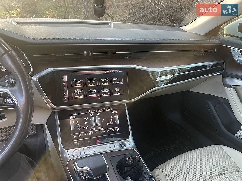 Седан Audi A6 2019 в Киеве