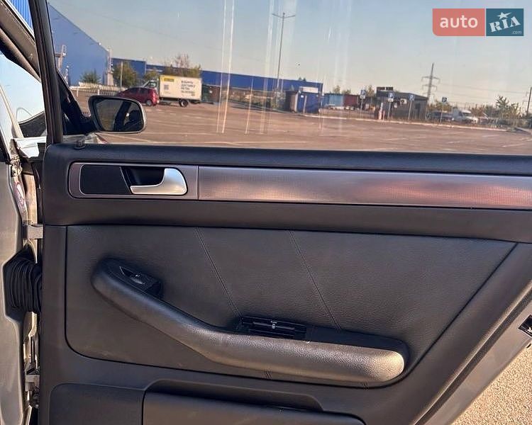 Седан Audi A6 2003 в Рівному