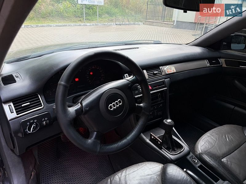 Седан Audi A6 1998 в Шполі