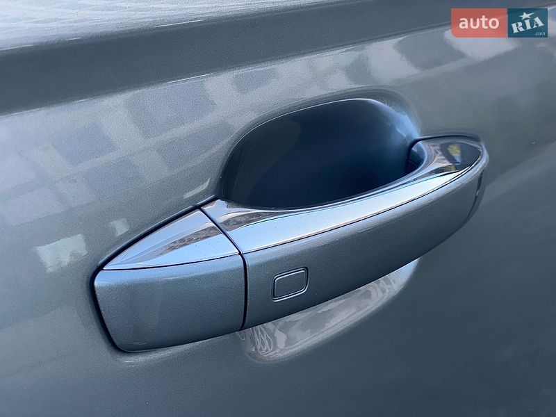 Седан Audi A6 2014 в Киеве