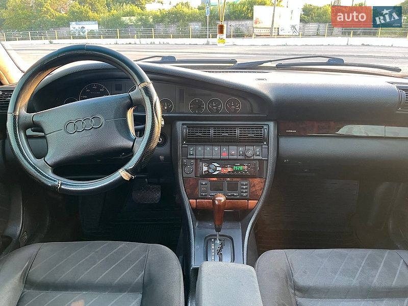 Универсал Audi A6 1996 в Киеве