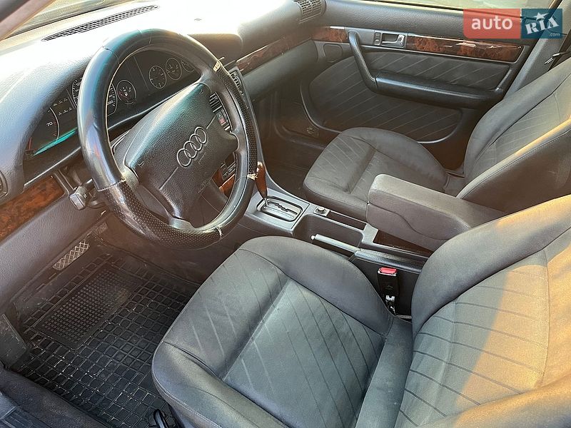 Универсал Audi A6 1996 в Киеве
