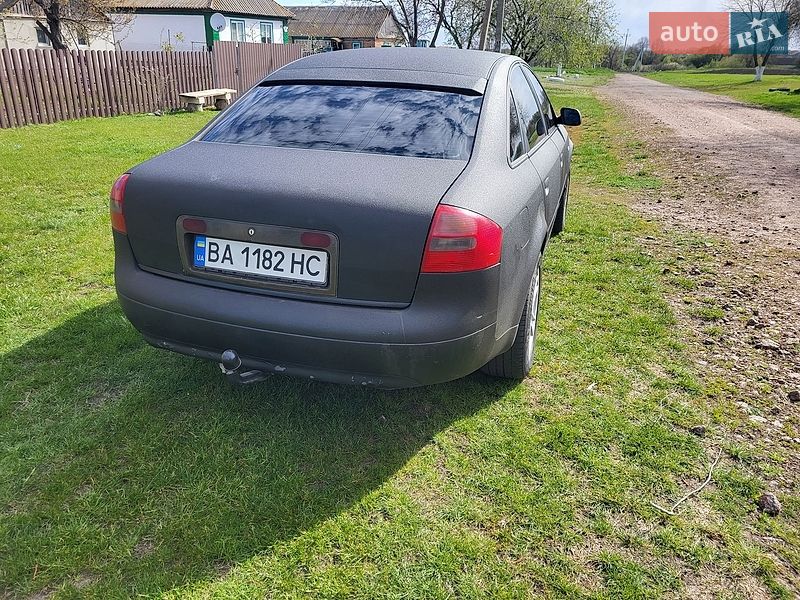 Седан Audi A6 2001 в Чугуеве