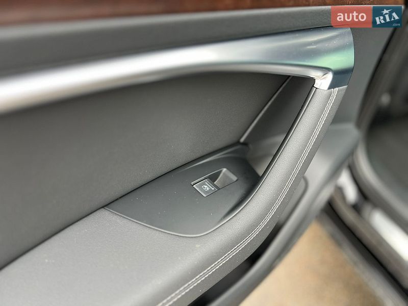 Седан Audi A6 2019 в Киеве
