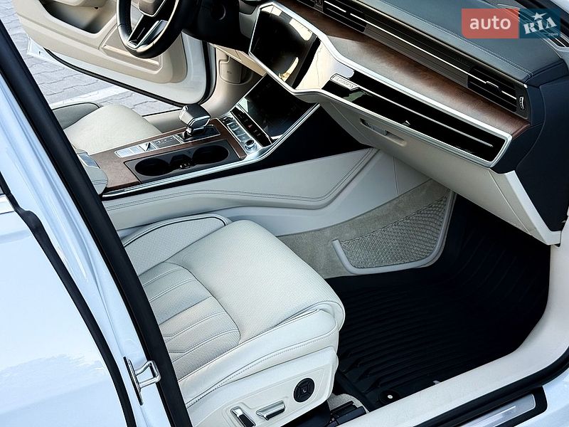 Седан Audi A6 2022 в Белой Церкви
