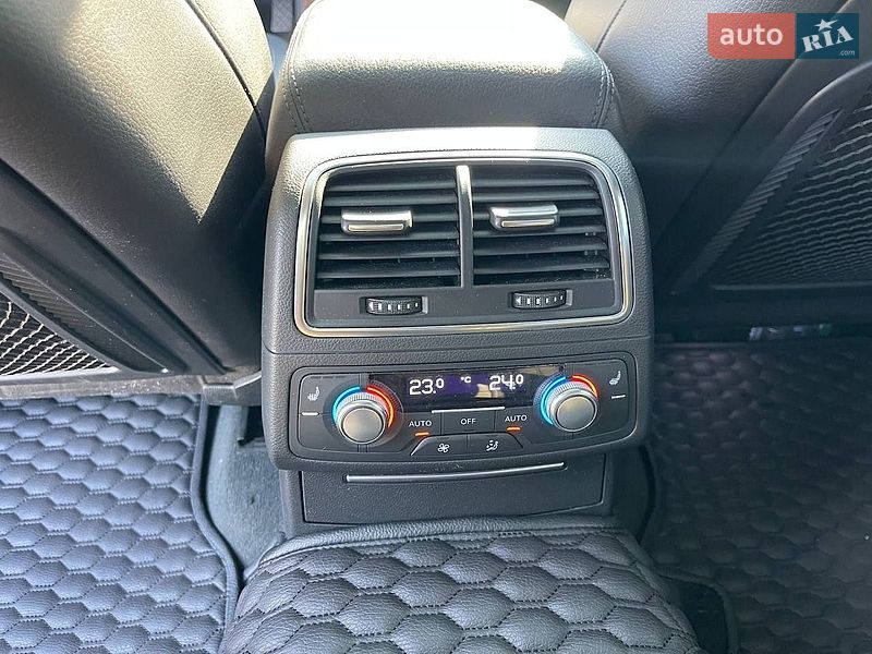 Седан Audi A6 2014 в Киеве