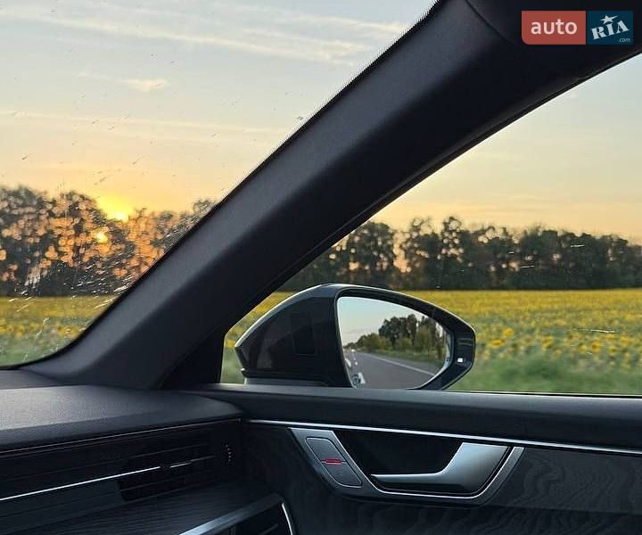 Седан Audi A6 2023 в Киеве
