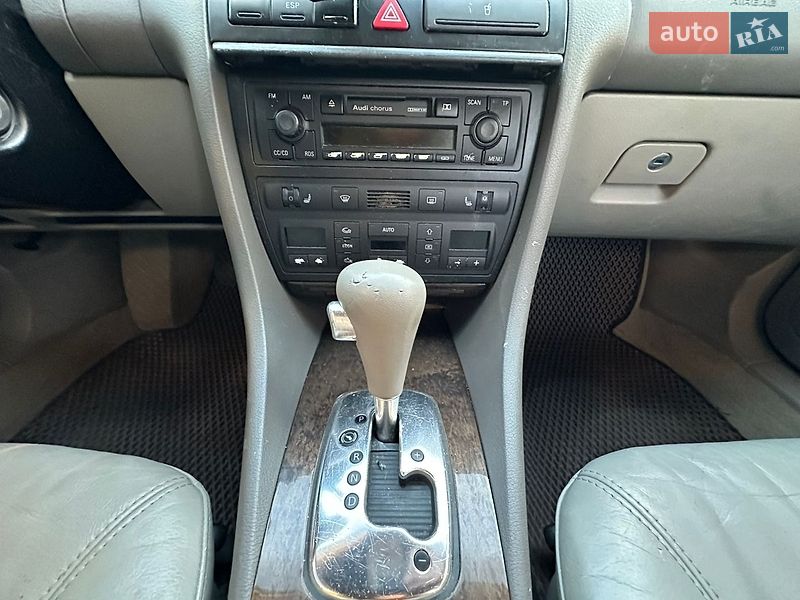 Универсал Audi A6 2003 в Львове