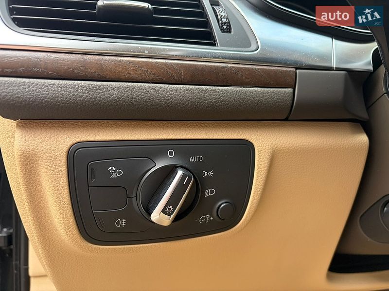 Седан Audi A6 2011 в Киеве